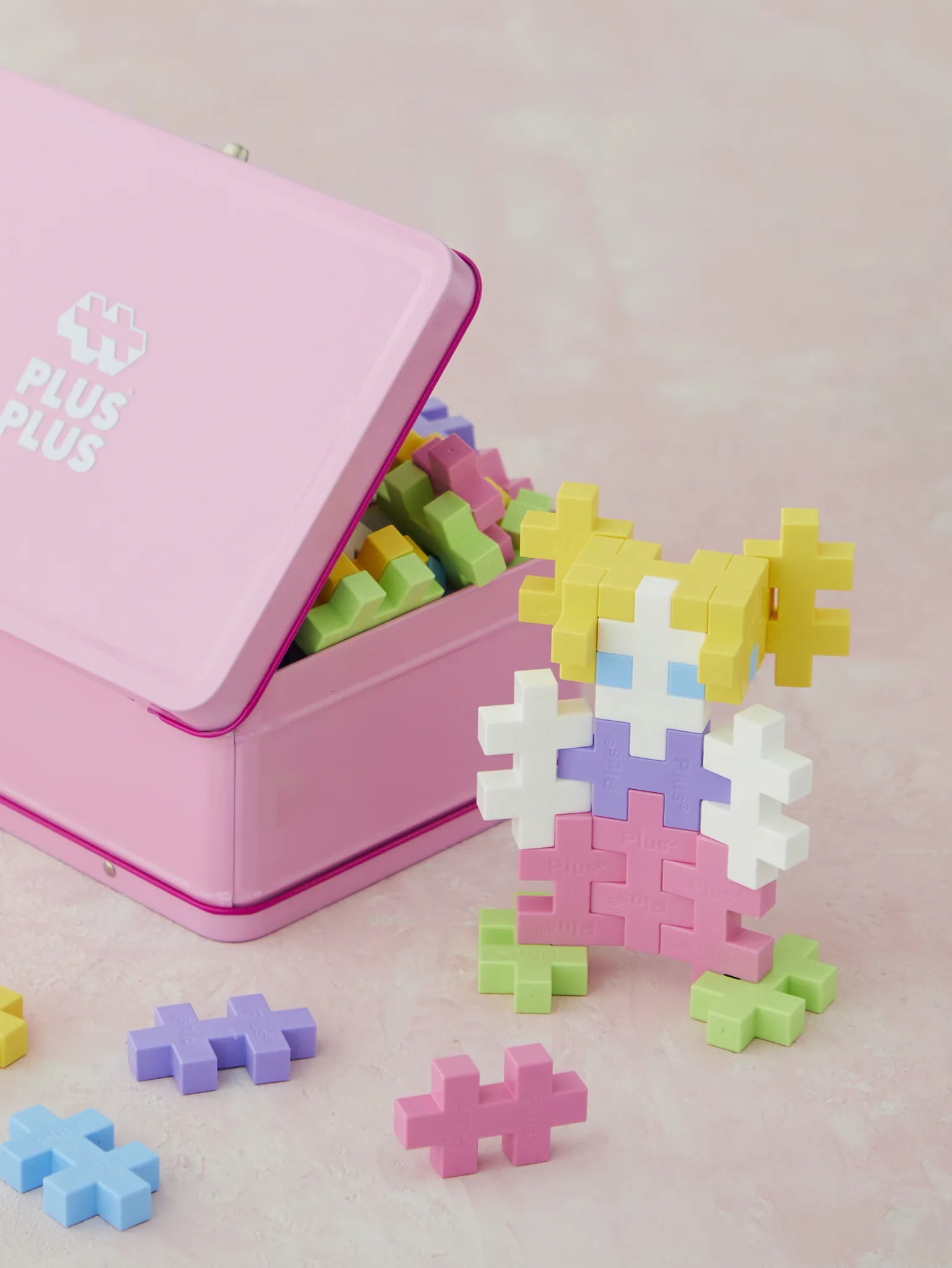 BIG Lyserød metalkuffert - 70 stk